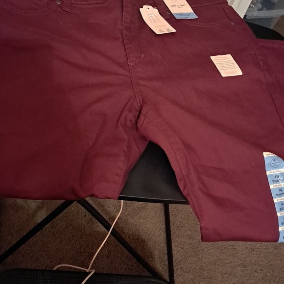 St. John's Bay Wonens Jeans NWT - Picture 2 of 7